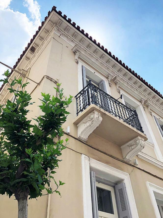 Acropolis Townhouseco *