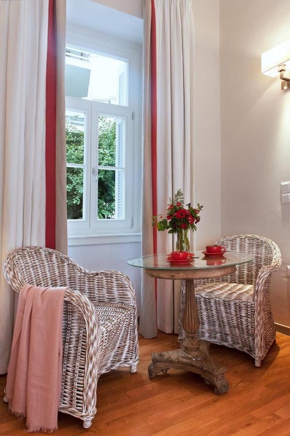 Апартаменты Acropolis Townhouseco *